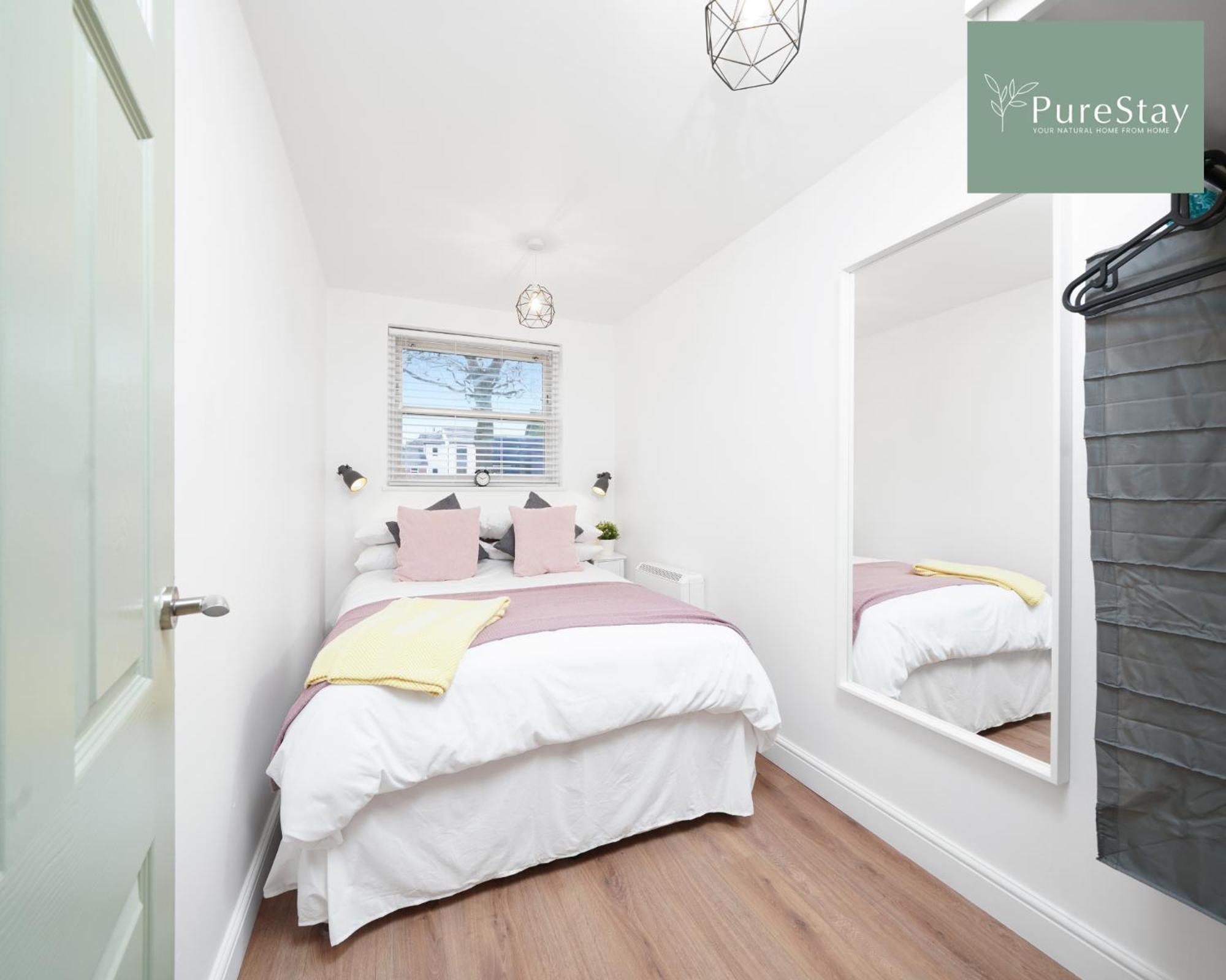 Stunning Two Bed Leamington Apartment With Free Wifi By Purestay Short Lets & Serviced Accommodation Eksteriør bilde