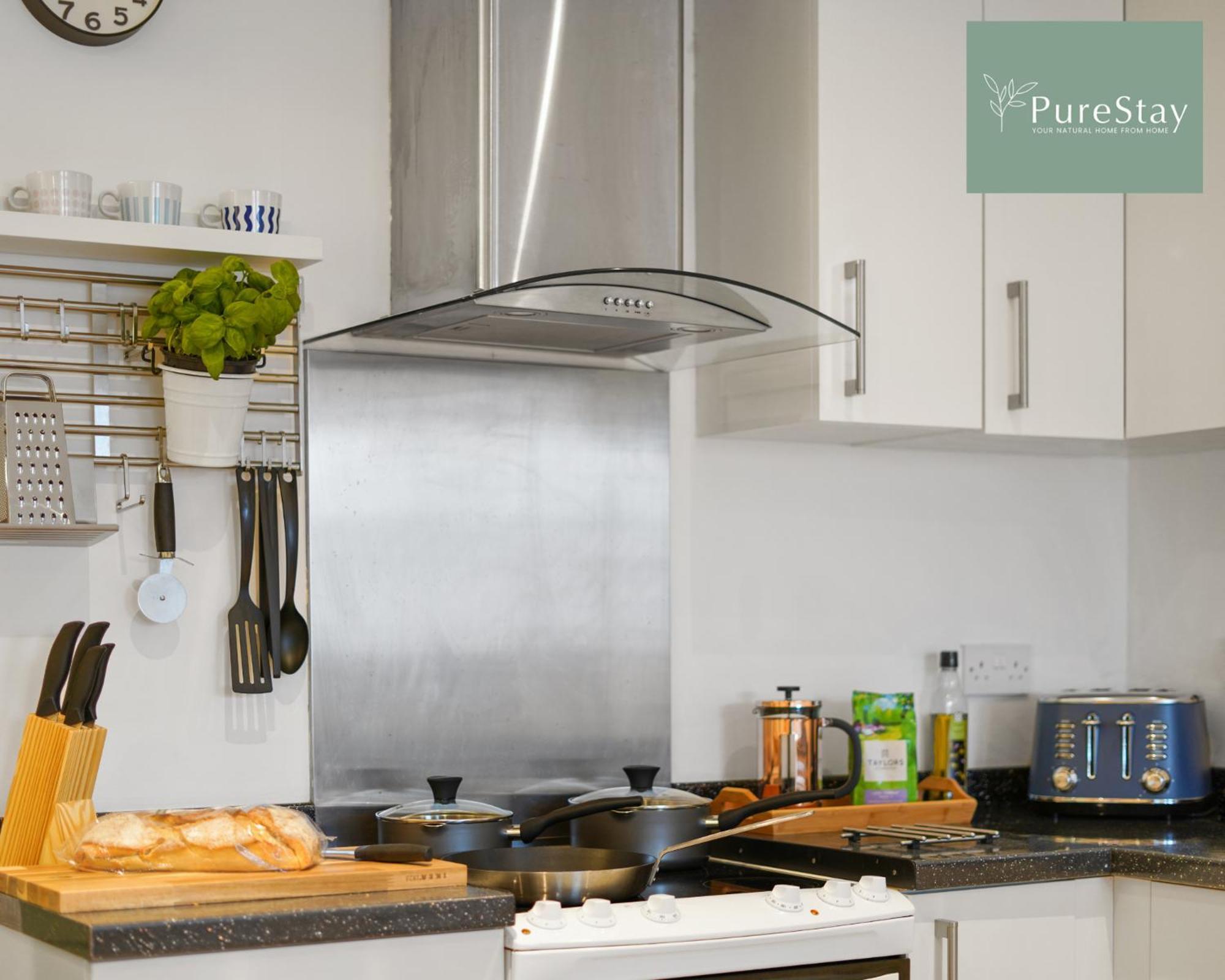 Stunning Two Bed Leamington Apartment With Free Wifi By Purestay Short Lets & Serviced Accommodation Eksteriør bilde