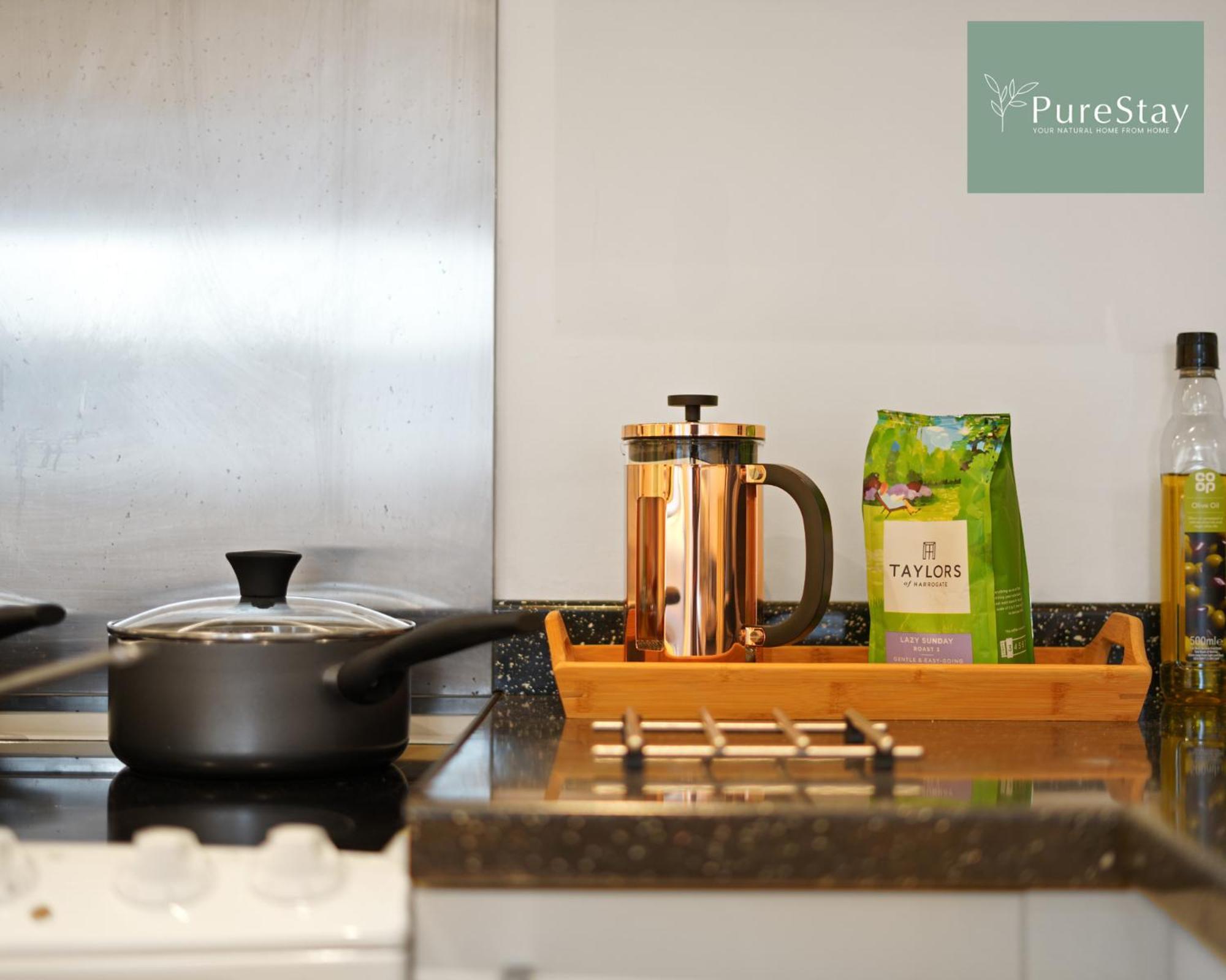 Stunning Two Bed Leamington Apartment With Free Wifi By Purestay Short Lets & Serviced Accommodation Eksteriør bilde
